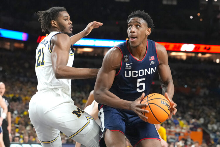 Cavaliers may go with size in draft